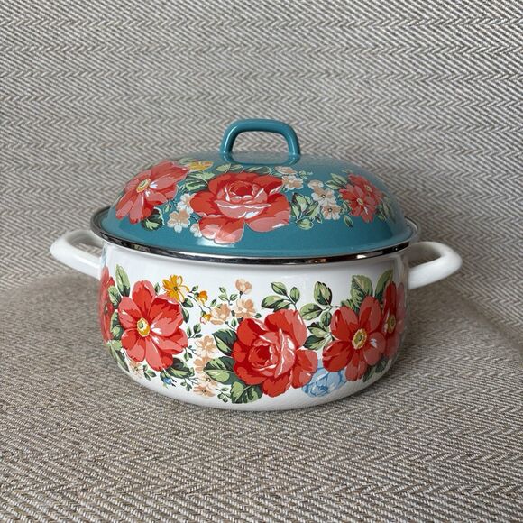 The Pioneer Woman Vintage Floral 4 Quart Enameled Steel Dutch Oven Soup Pot - Picture 3 of 8